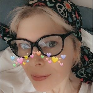 Meet your Posher, Lori ann